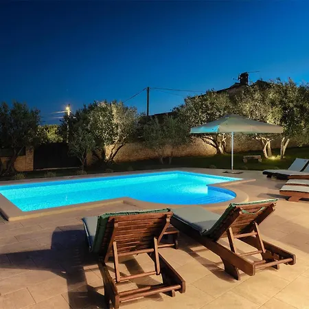 Loverka Holiday home