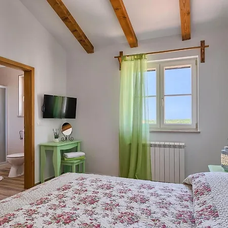 Loverka Holiday home