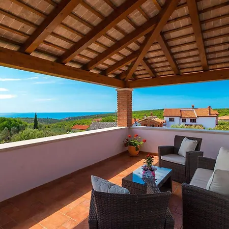 Holiday home Loverka Pula